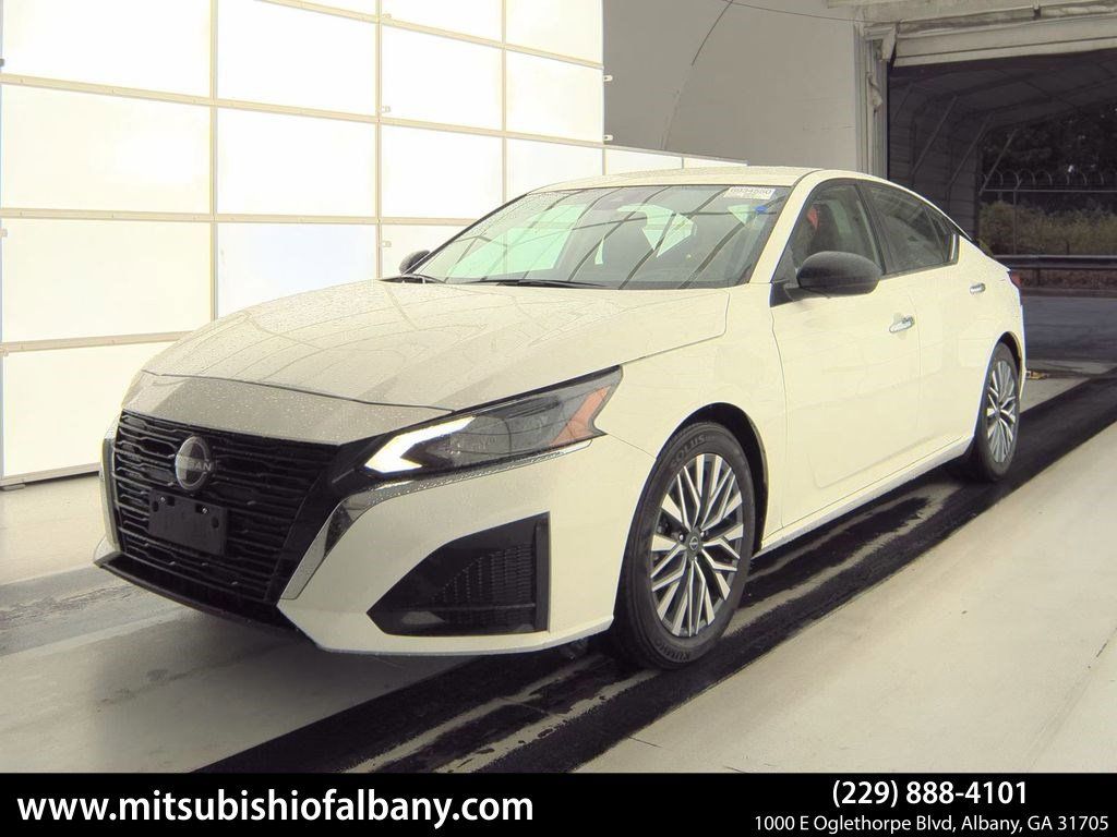 2025 Nissan Altima 2.5 SV