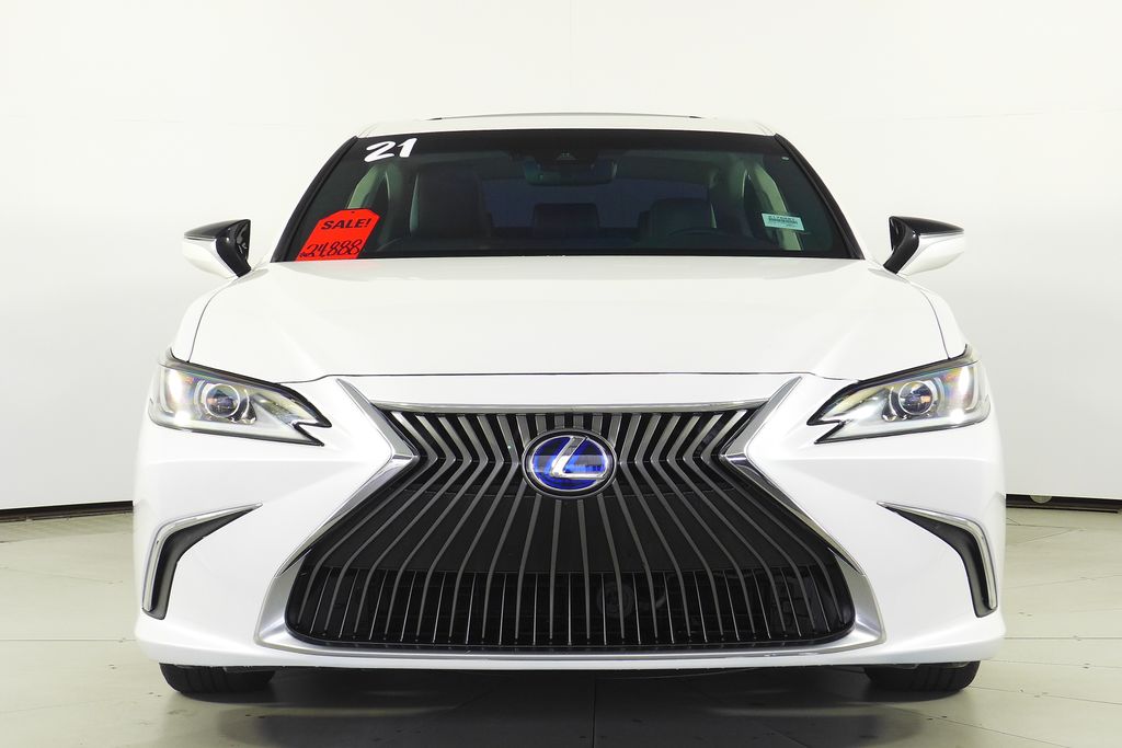 Thumbnail: 2021 Lexus ES - 3