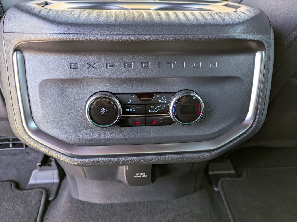 2025 Ford Expedition Platinum MAX