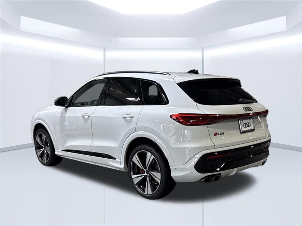 Thumbnail: 2026 Audi SQ5 - 3