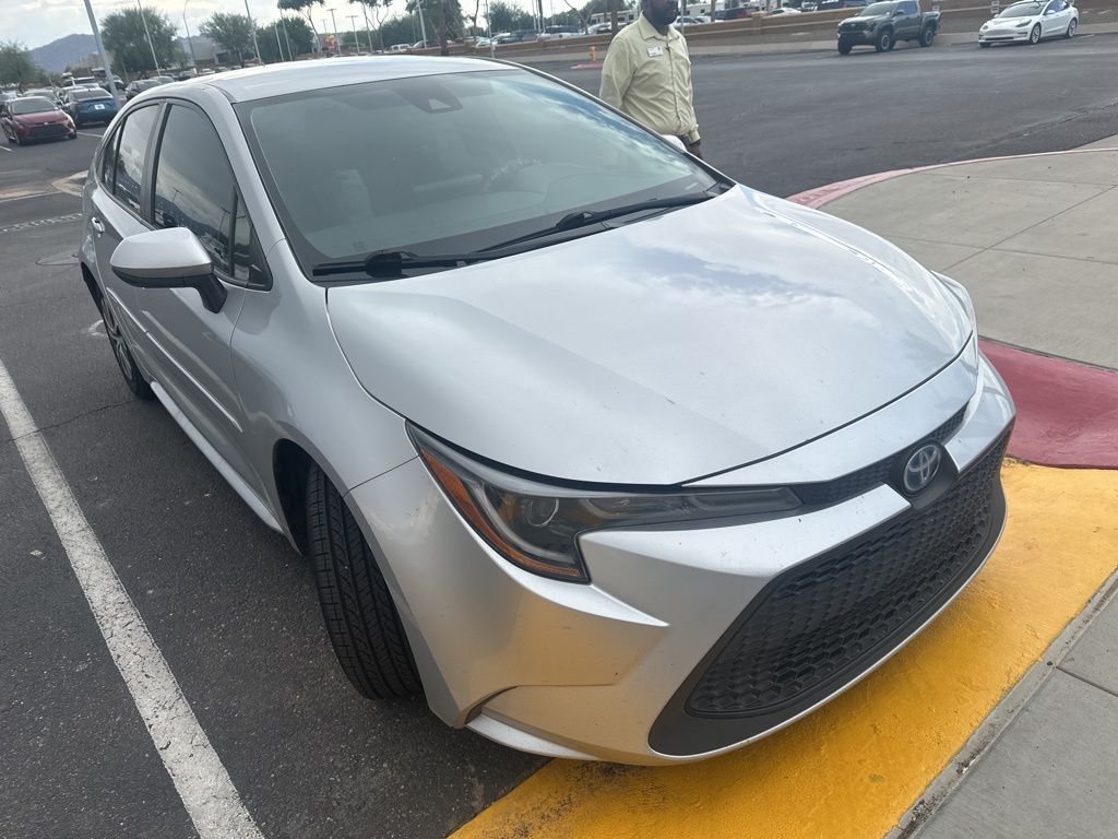Thumbnail: 2022 Toyota Corolla - 3