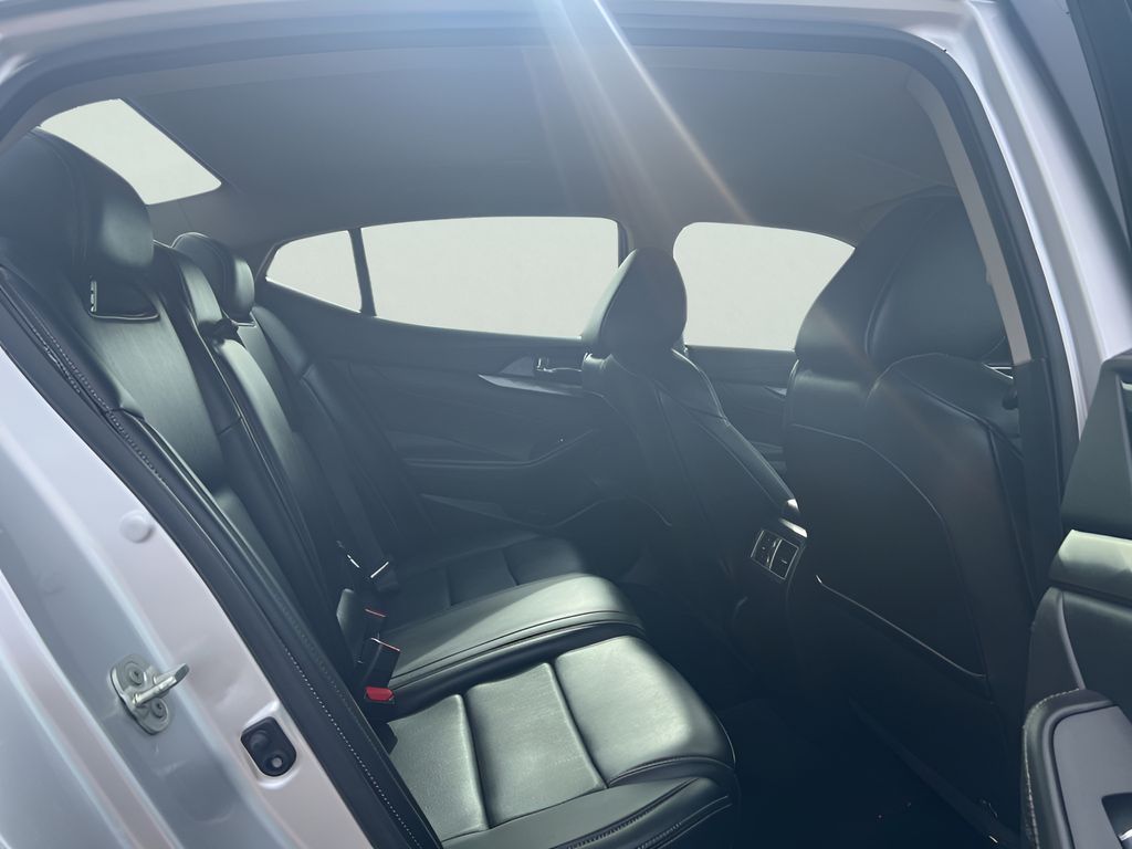 2021 Nissan Maxima