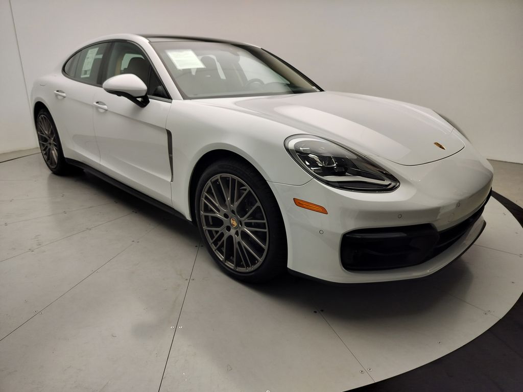 Thumbnail: 2023 Porsche Panamera - 3