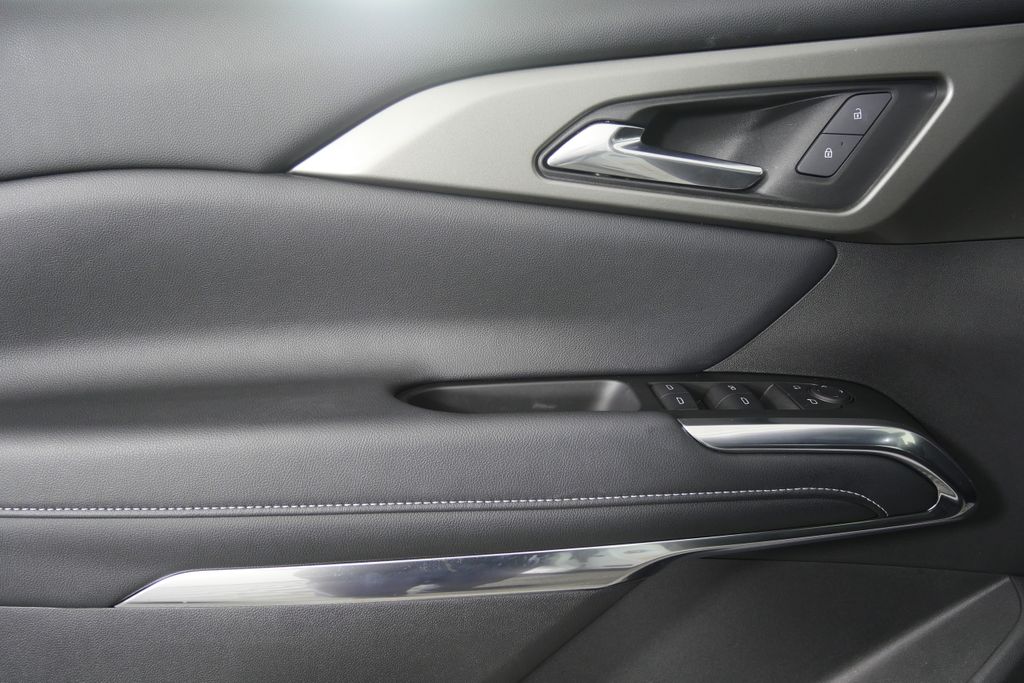 Thumbnail: 2025 Chevrolet Traverse - 9