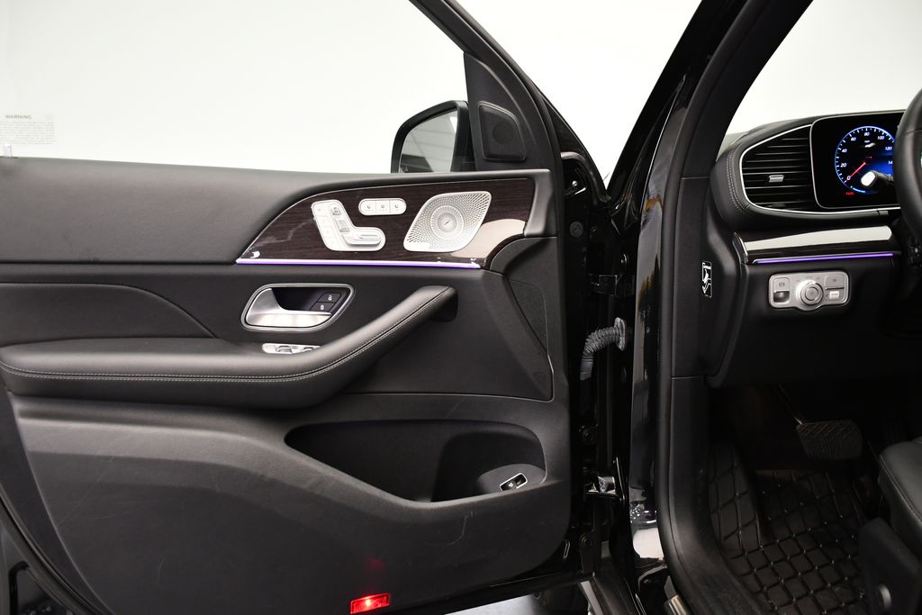 Thumbnail: 2021 Mercedes-Benz GLS - 32