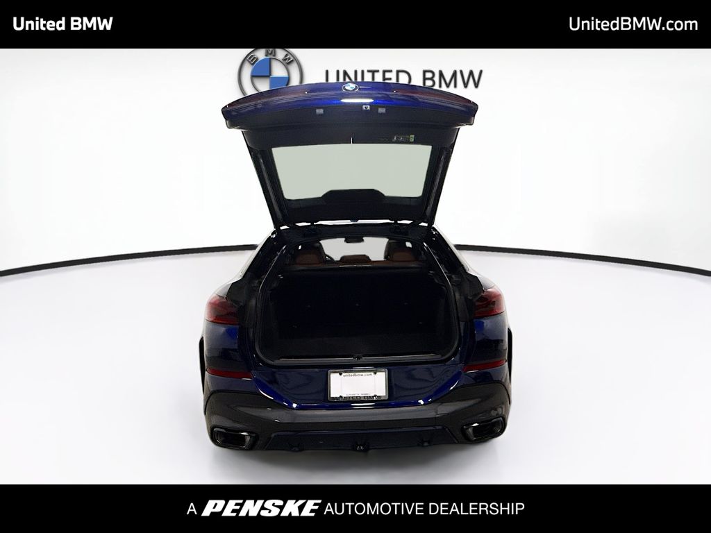 Thumbnail: 2027 BMW X6 - 14