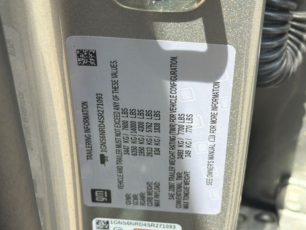 Used 2025 Sterling Gray Metallic Chevrolet LT image 35