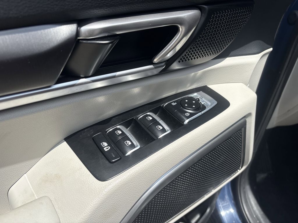 2023 Kia Telluride S Black at AutoSavvy Houston Northwest