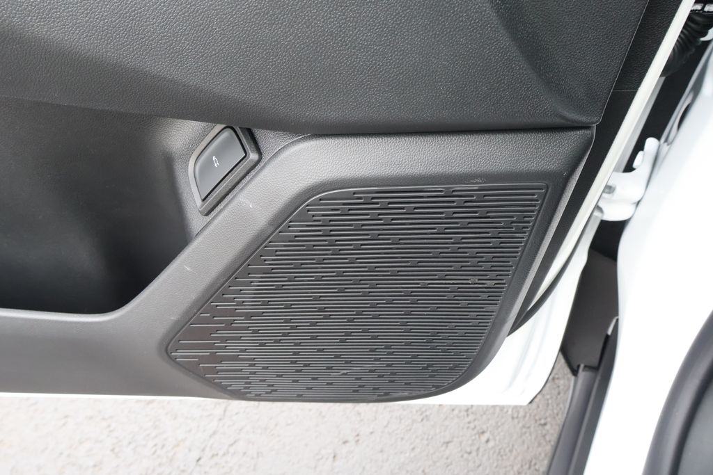 Thumbnail: 2026 Chevrolet Equinox - 18