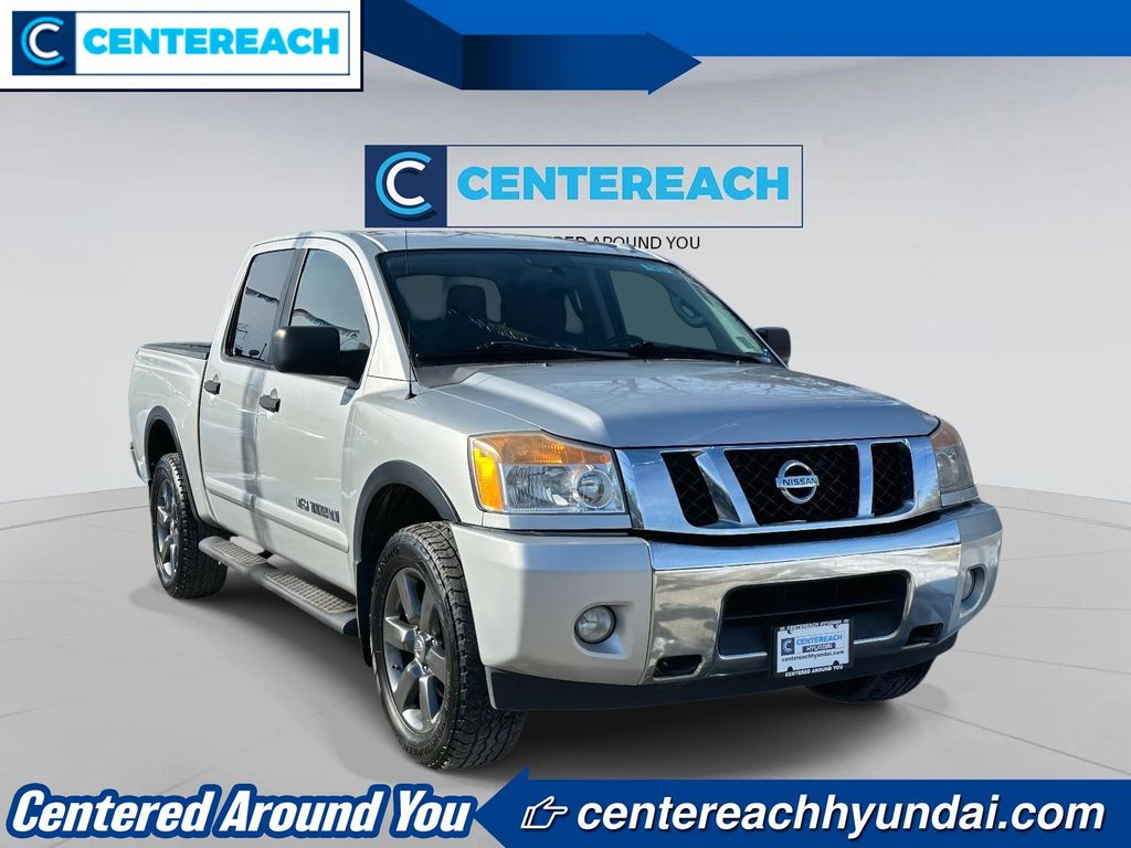 2015 Nissan Titan PRO-4X Crew Cab 4WD