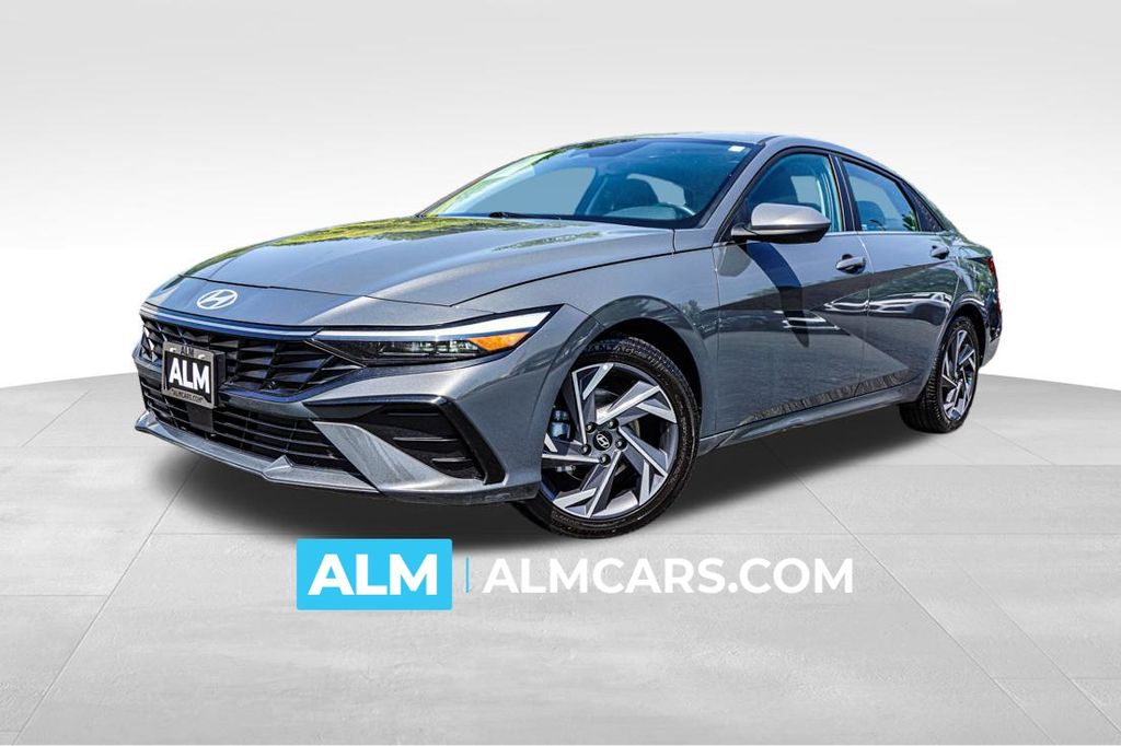 Ecotronic Gray 2025 Hyundai Elantra Sedan Front-Wheel Drive Continuously Variable Transmission