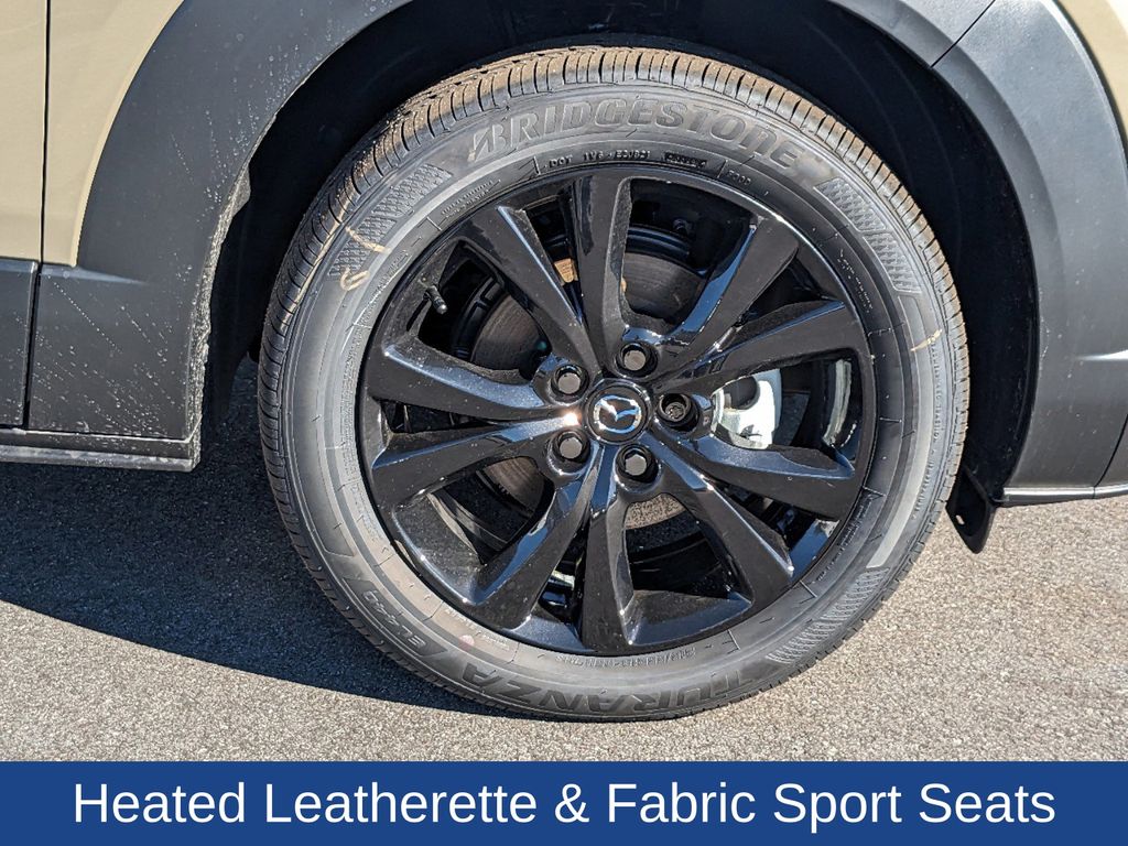2025 Mazda CX-30 2.5 Carbon Turbo