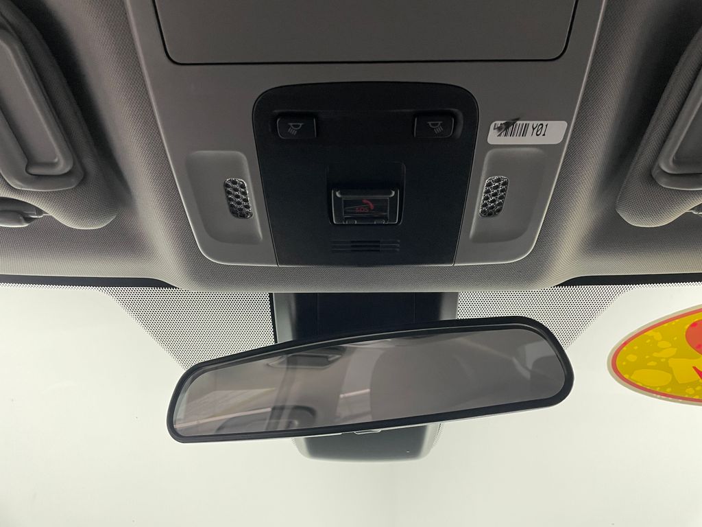 2022 Toyota Camry SE 31