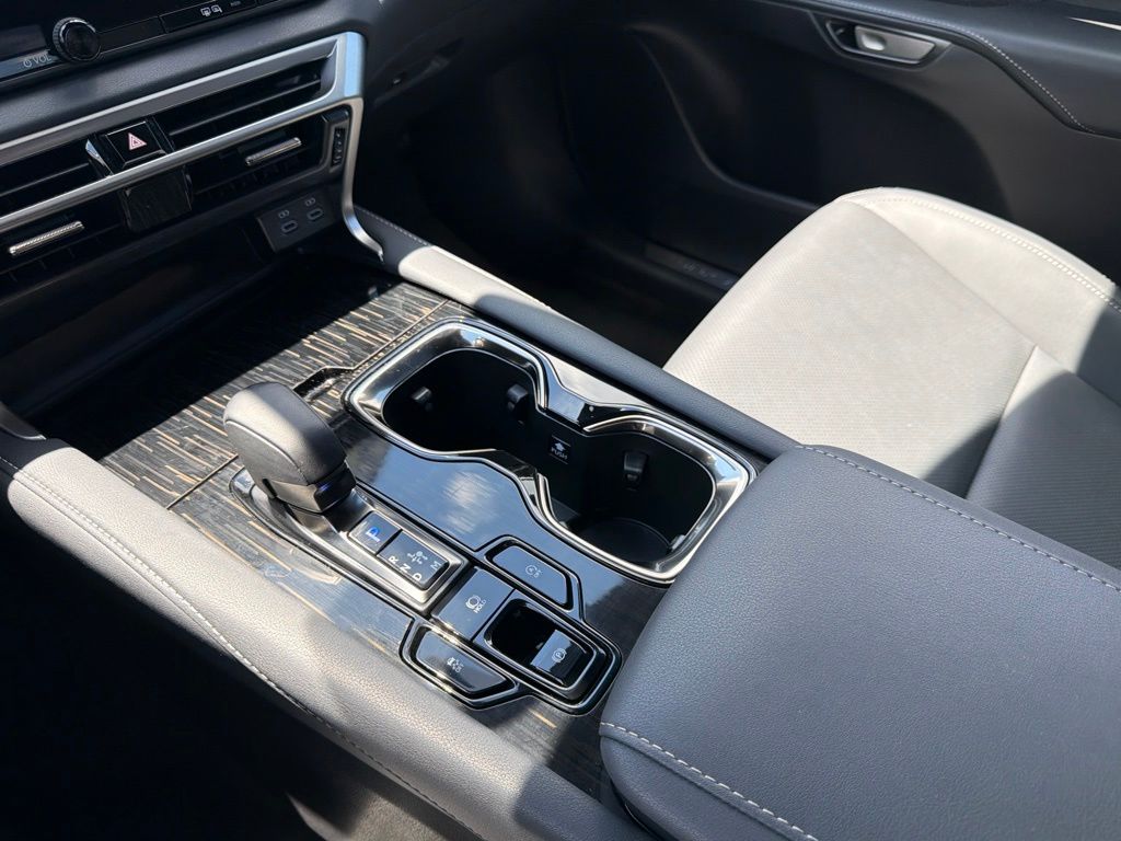 Thumbnail: 2026 Lexus RX - 15