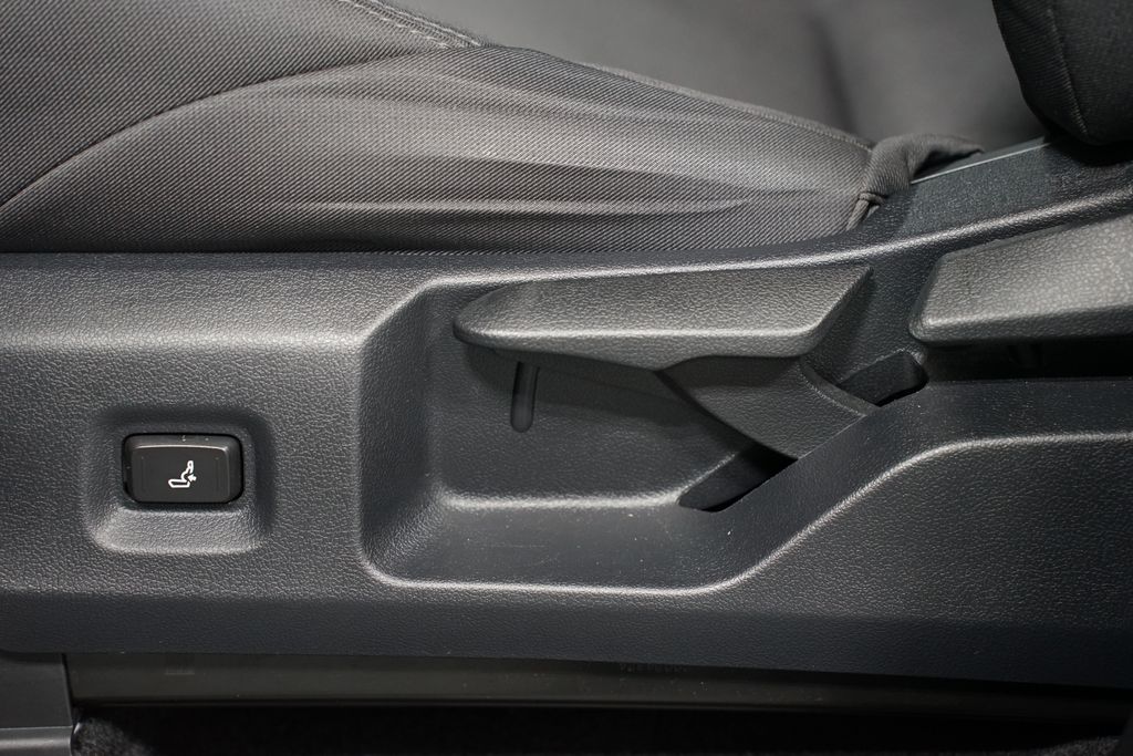 Thumbnail: 2024 Toyota Tacoma - 31