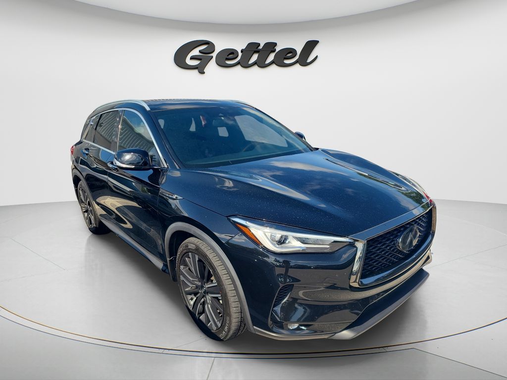 Used 2021 Black INFINITI LUXE image 3