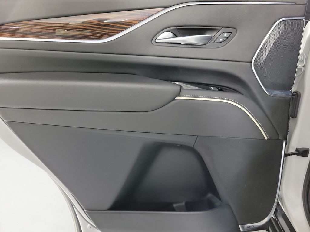 2021 Cadillac Escalade Premium Luxury - 11