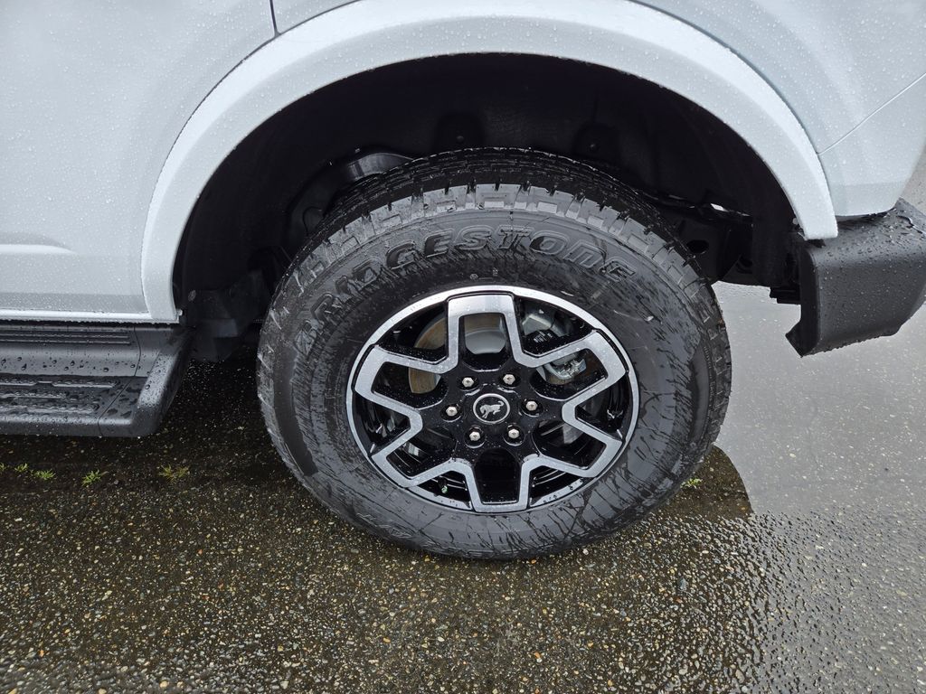 New 2025 Ford Bronco Outer Banks