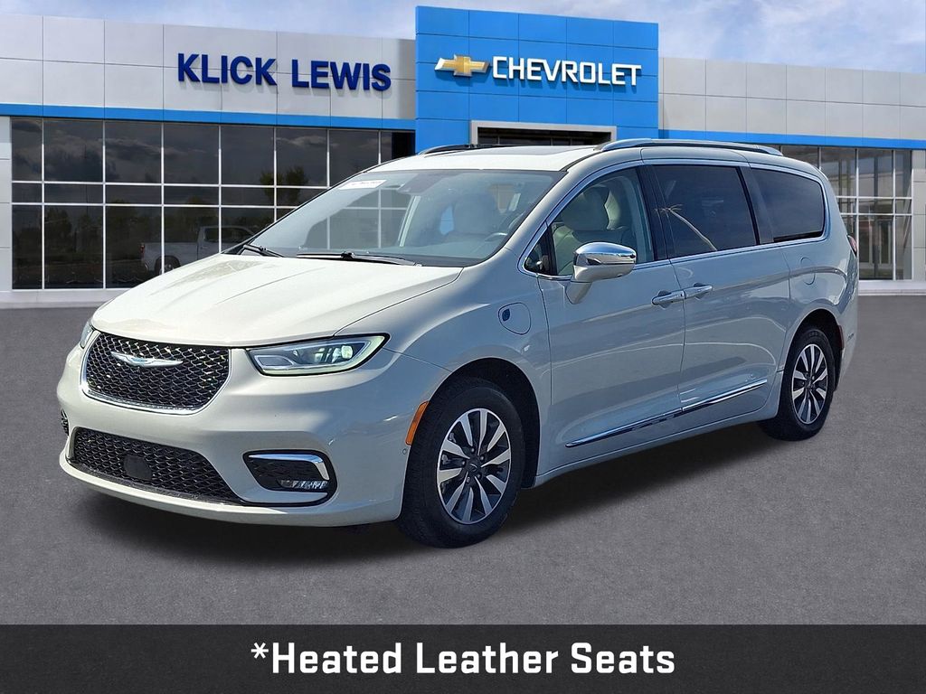 2021 Chrysler Pacifica Hybrid Limited White at Phil Fitts Ford