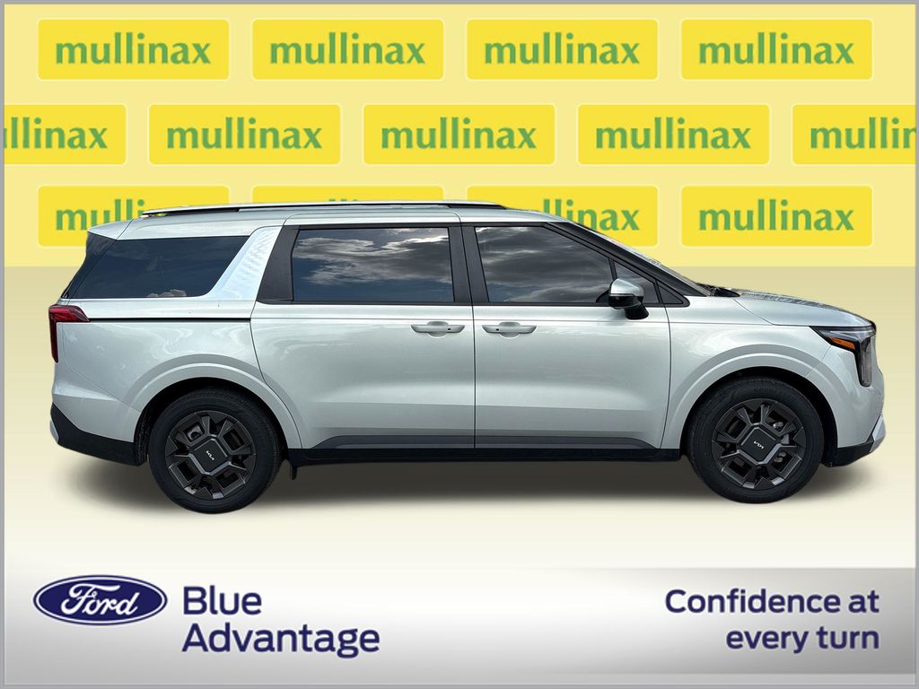 Certified Used 2025 White Kia EX image 2