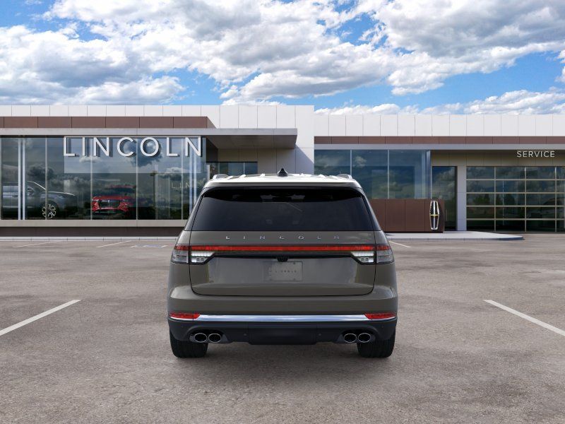 Thumbnail: 2026 Lincoln Aviator - 5