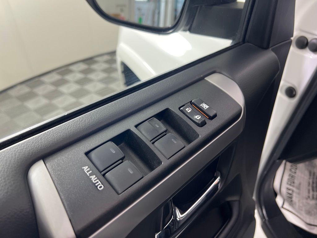 Used 2022 White Toyota Trail image 22