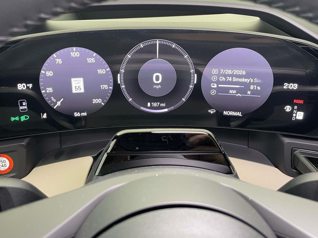 2026 Porsche Cayenne Base Green at Audi Porsche Sewickley