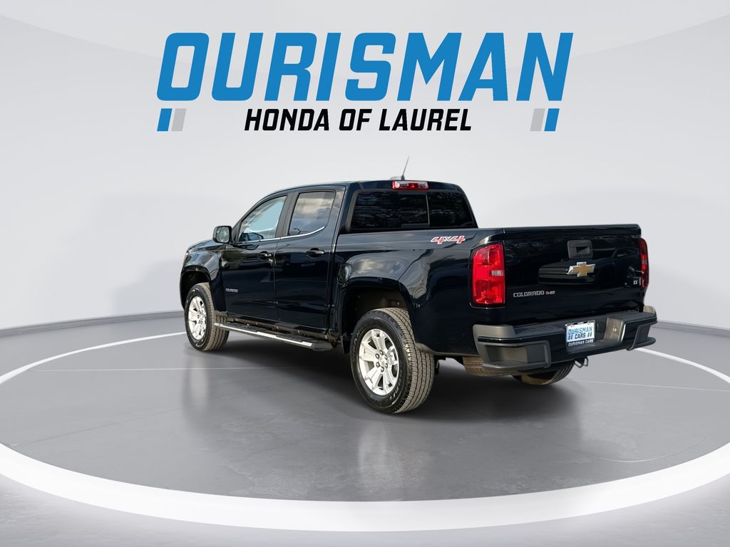 View vehicle photo 6