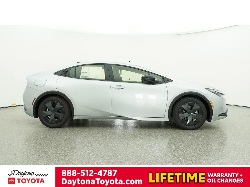 2026 Toyota Prius Plug-in Hybrid SE - Photo 27