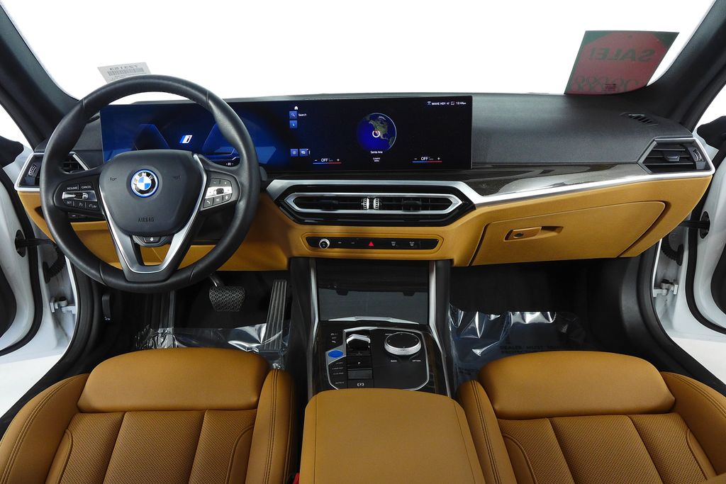 Thumbnail: 2023 BMW i4 - 25