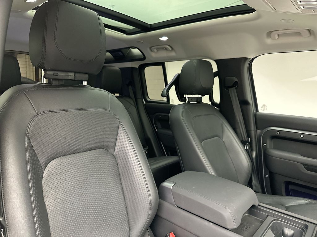 2023 Land Rover Defender 110 6