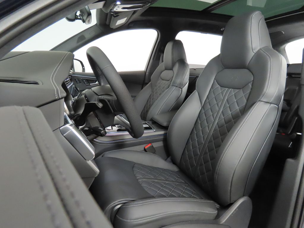 Thumbnail: 2026 Audi SQ7 - 29