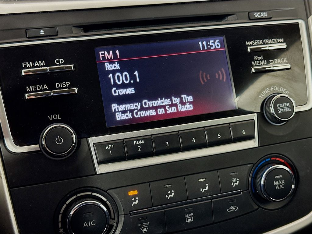 Thumbnail: 2017 Nissan Altima - 14