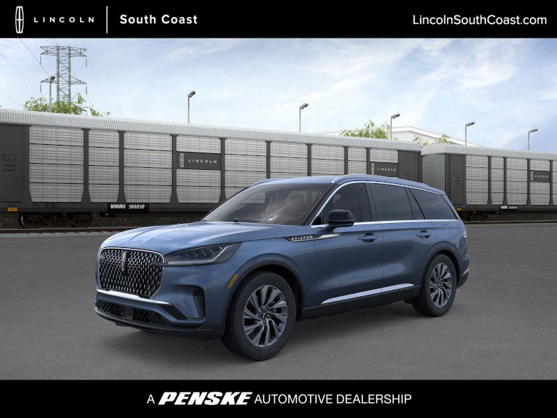2026 Lincoln Aviator Premiere's photo