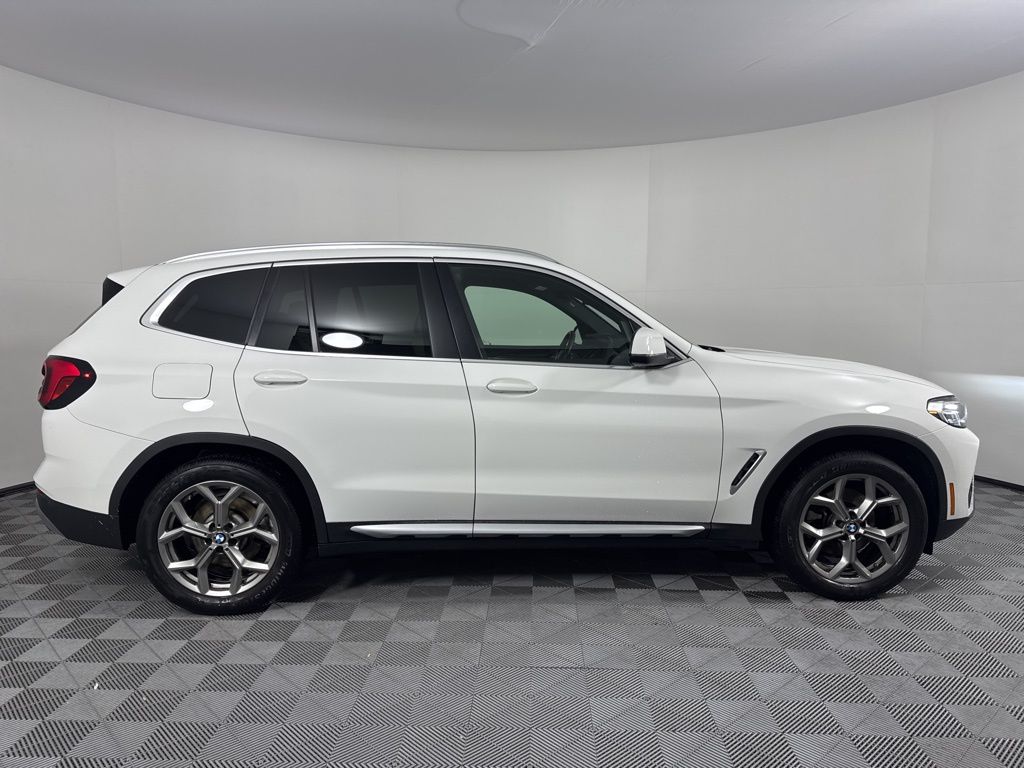 Thumbnail: 2022 BMW X3 - 4