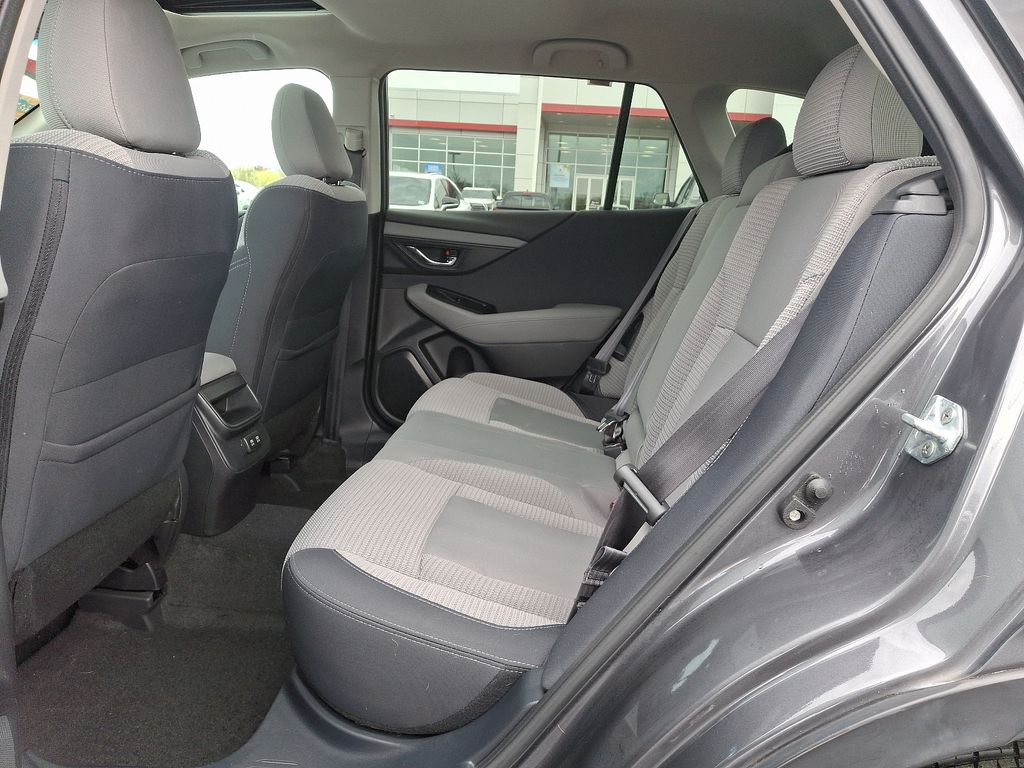 2021 Subaru Outback Premium 10