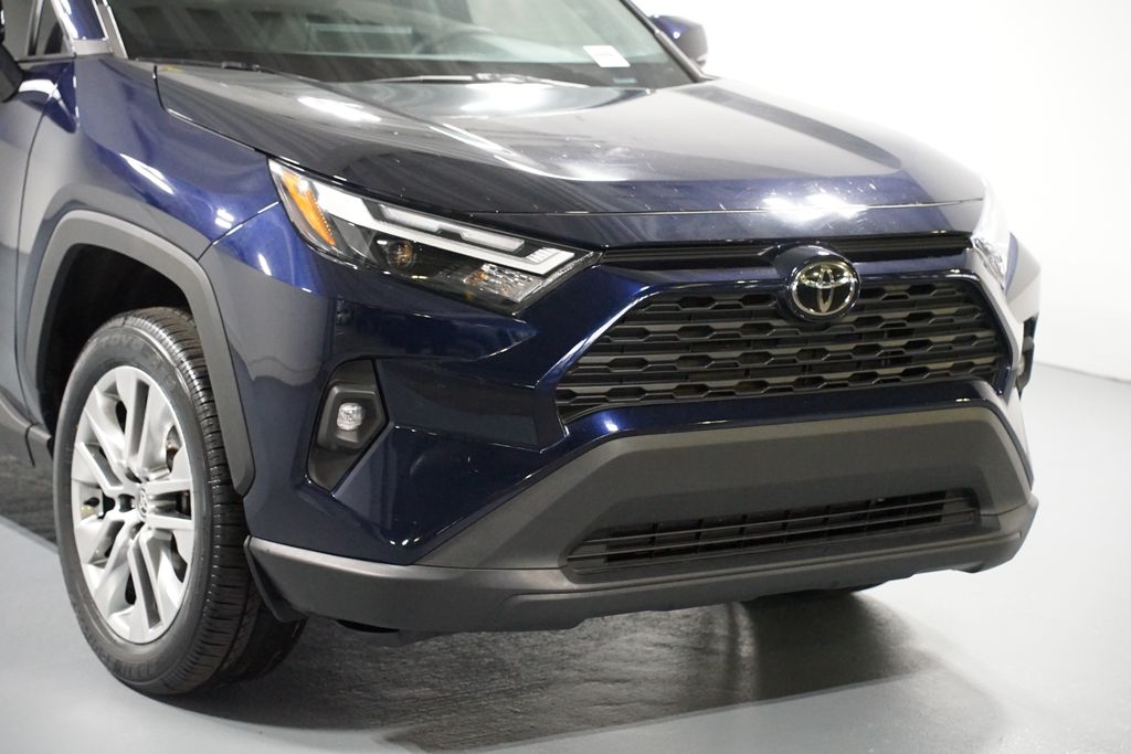 Thumbnail: 2023 Toyota RAV4 - 4