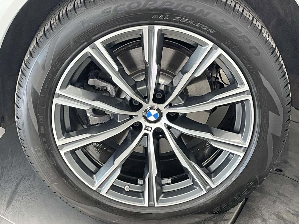 2026 BMW X5 xDrive40i - 11