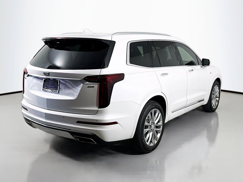 Thumbnail: 2021 Cadillac XT6 - 5