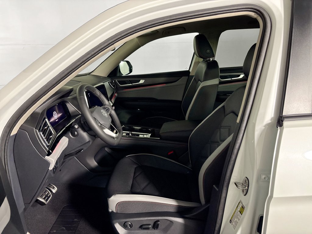 2026 Volkswagen Atlas Peak Edition