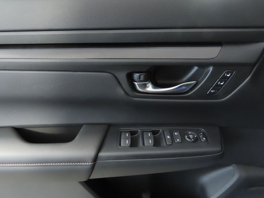 2025 Honda CR-V Sport-L 23