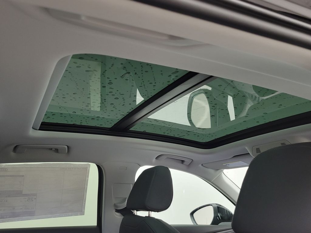 Thumbnail: 2026 Audi Q3 - 18