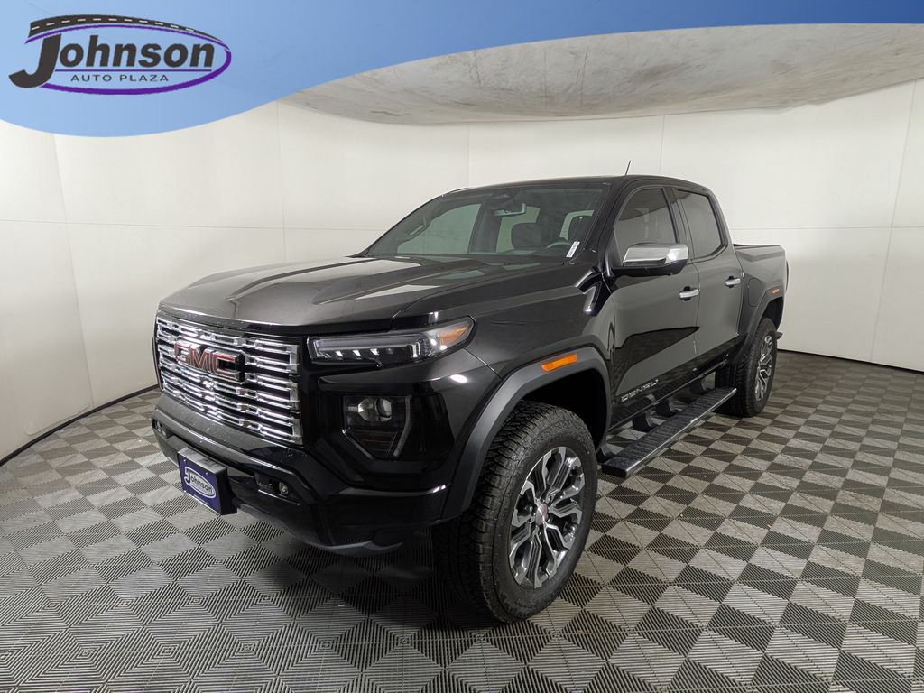 Onyx Black 2026 GMC Canyon Denali Crew Cab 4WD Pickup Truck Four-Wheel Drive 8-Speed Automatic