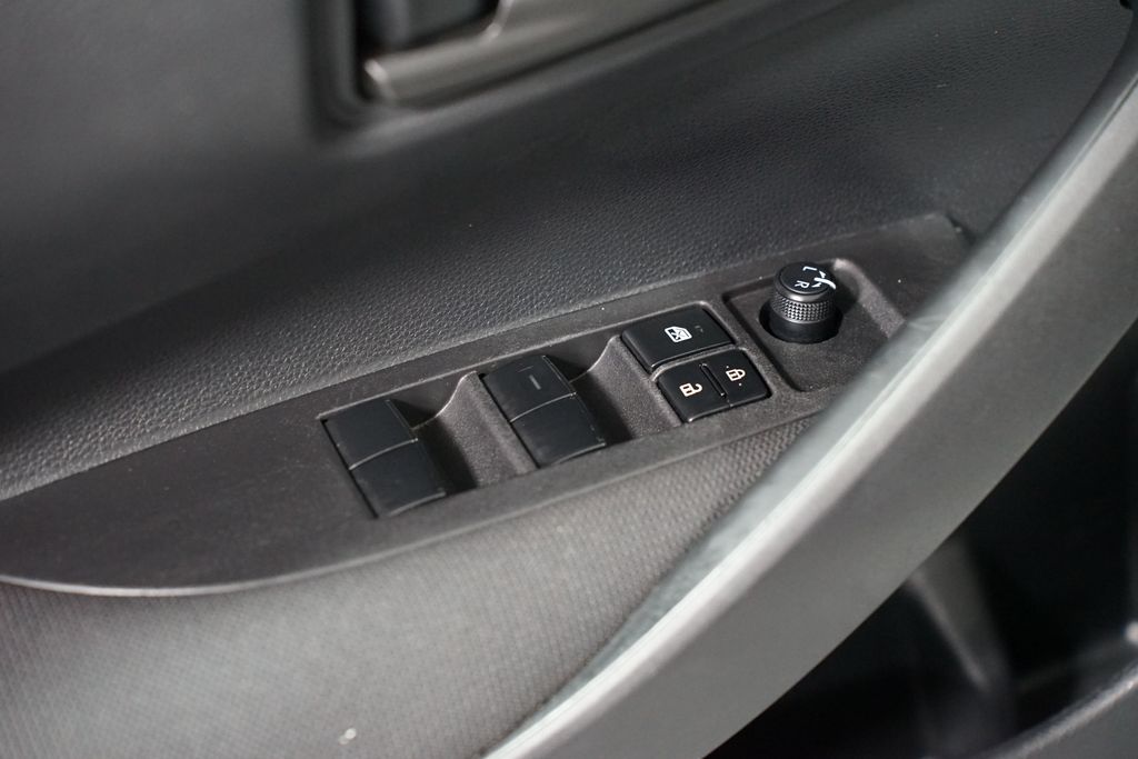 Thumbnail: 2024 Toyota Corolla - 28