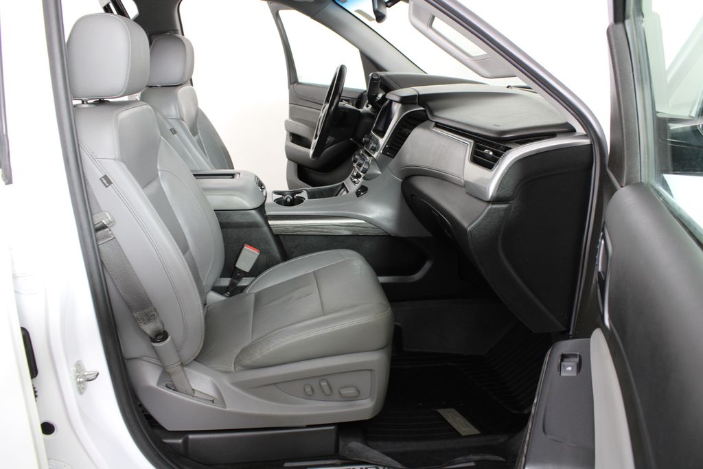 Used 2018 Chevrolet Suburban for sale in 