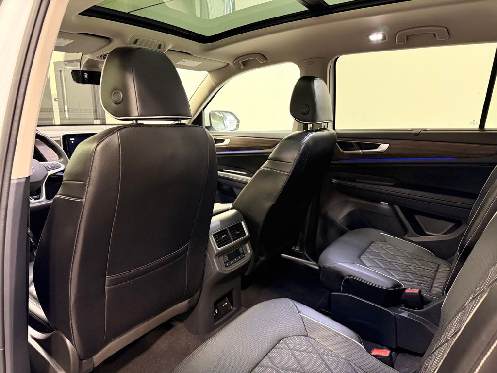 Thumbnail: 2024 Volkswagen Atlas - 20