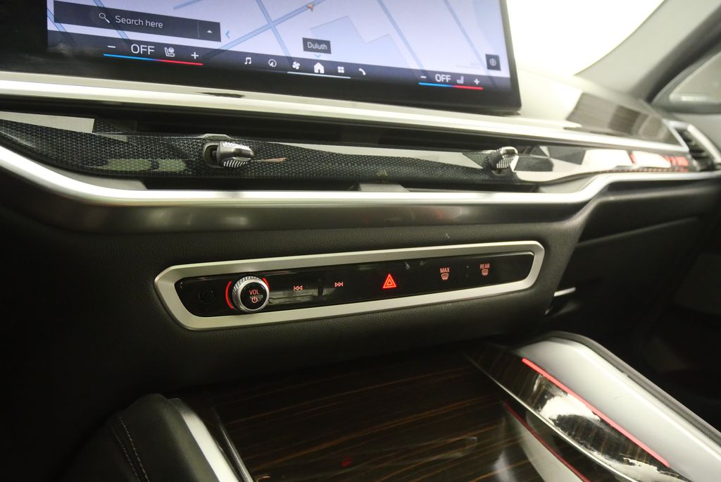 Thumbnail: 2024 BMW X6 - 26