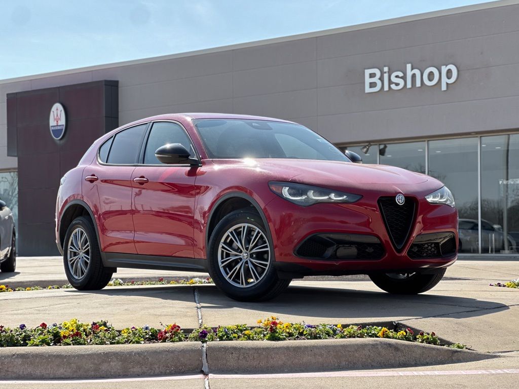 2024 Alfa Romeo Stelvio Sprint AWD