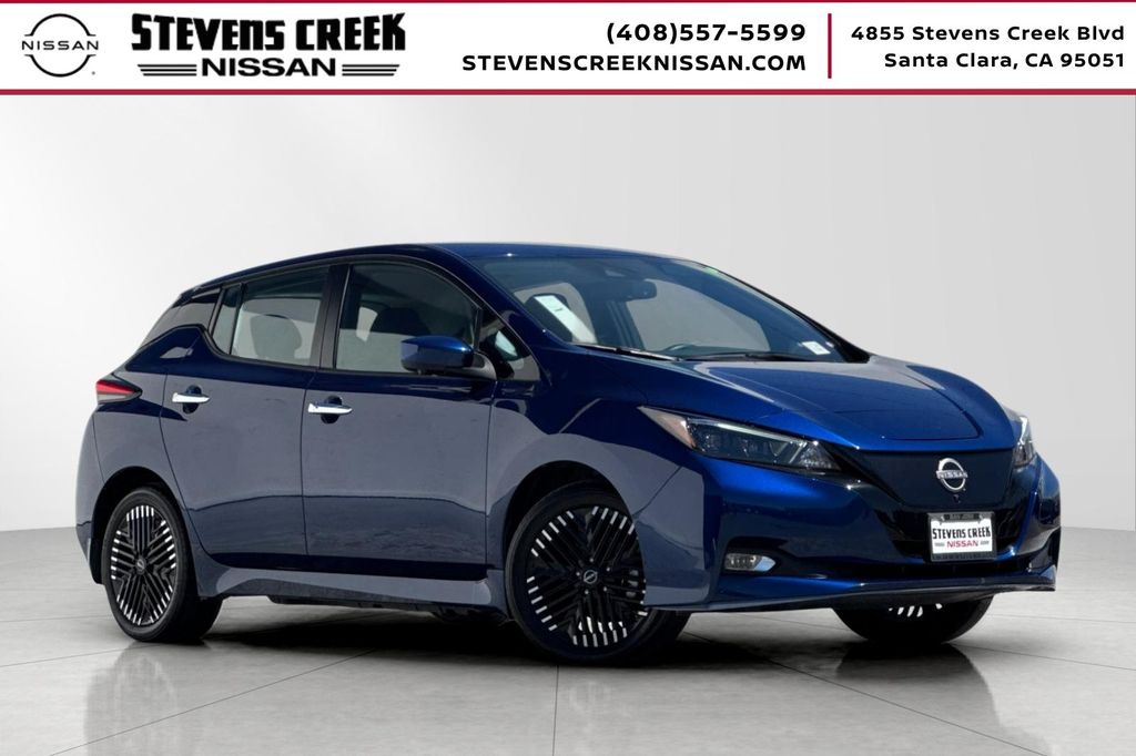 2025 Nissan LEAF SV Plus