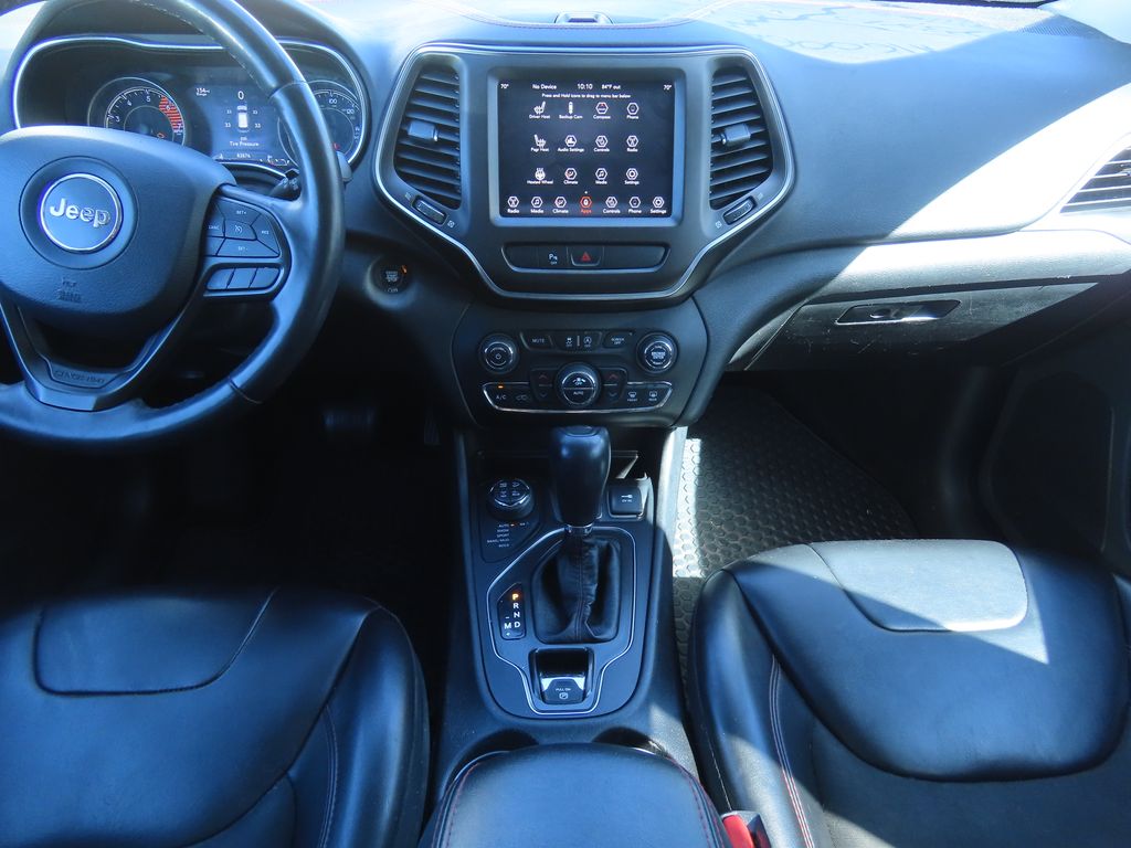 Thumbnail: 2019 Jeep Cherokee - 7